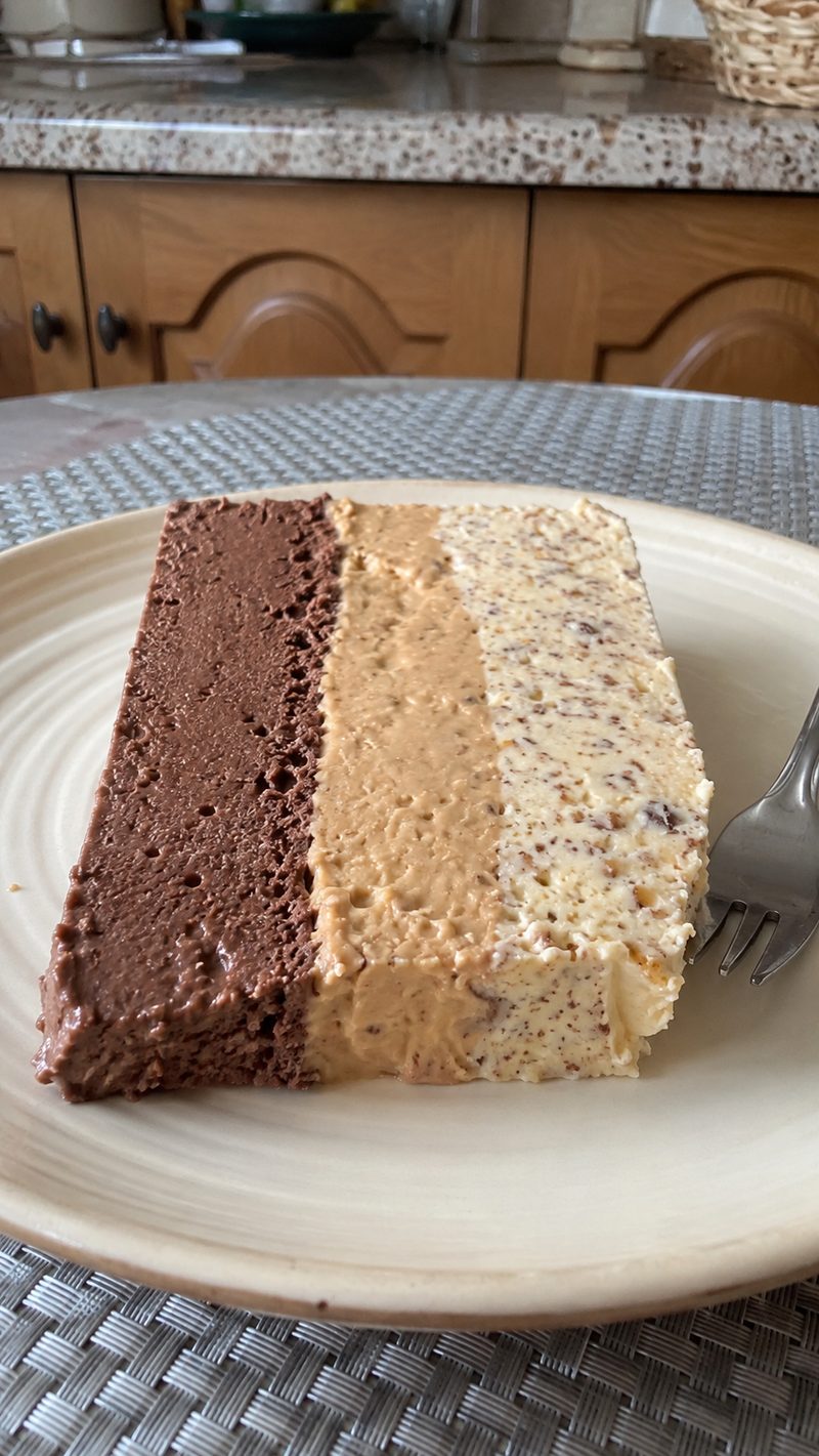 Pijesak torta od plazme i pudinga: Kremasti desert koji se topi u ustima